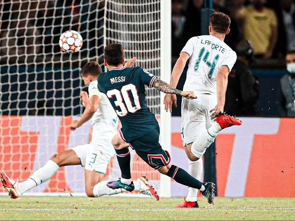 Bóng đá hôm nay 29/9: Messi ghi bàn giúp PSG đánh bại Man City