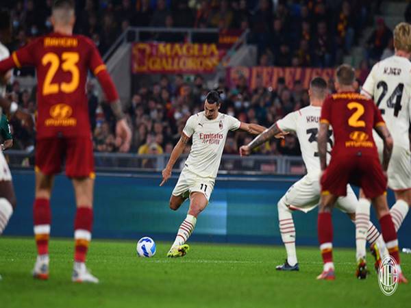 Bóng đá QT 1/11: AC Milan giành 3 điểm trên sân của AS Roma