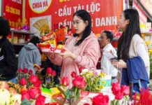 Khám phá văn khấn chùa Hà chuẩn phong tục, cầu bình an văn khấn chùa hà