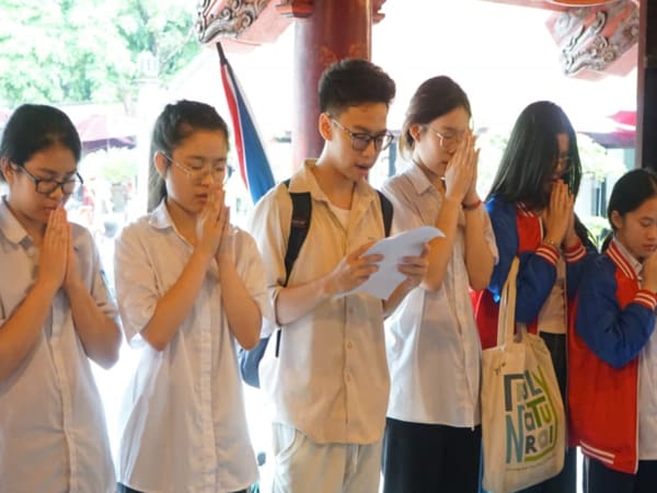 Ý nghĩa của văn khấn thi cử tại nhà