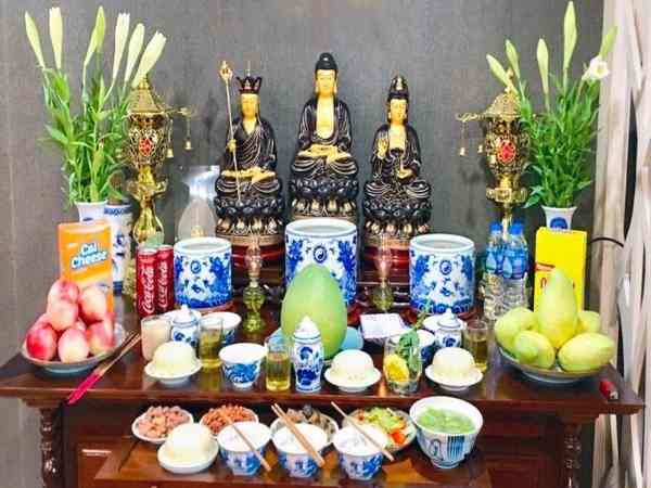 Chuẩn bị lễ vật khi chuyển bàn thờ Chuẩn bị lễ vật khi chuyển bàn thờ