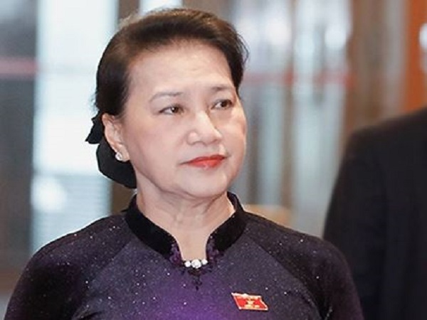 Đặc điểm tướng mặt phụ nữ lãnh đạo