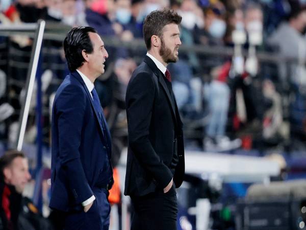 Tin MU: Lời khuyên giữ Carrick thay vì Unai Emery